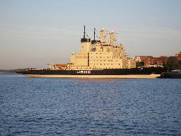 IJsbrekers, Helsinki